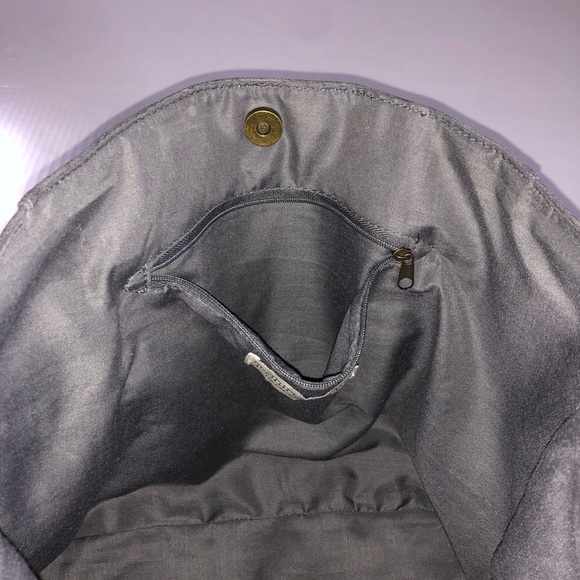 T-Shirt & Jeans Gray & Tan Tote Purse w/ Tassels - Picture 9 of 11